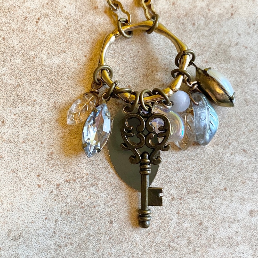 Long gold charm recycled necklace - Picture 7 of 10